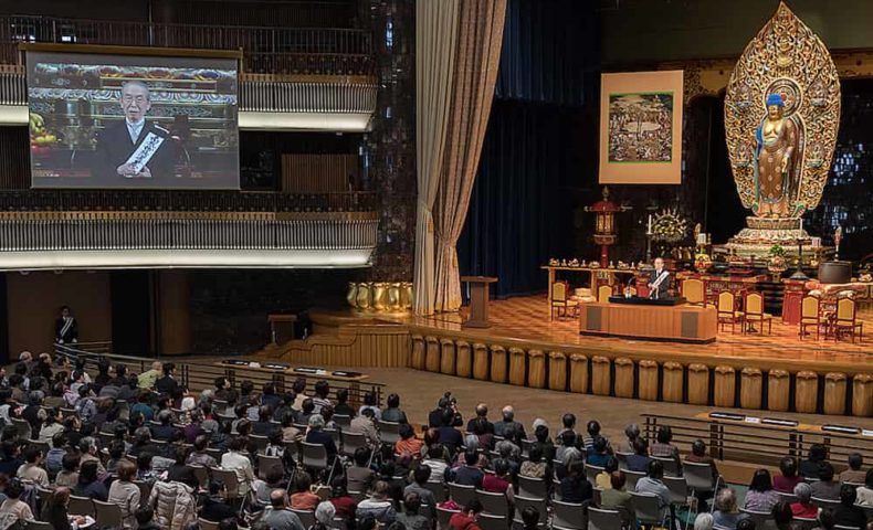 立正佼成会とは