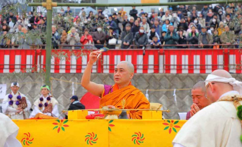 阿含宗はやばいのか 日本最大の護摩供養星まつりには2つの意味があった 宗教 Jp 阿含宗はやばいのか 日本最大の護摩供養星まつりには2つの意味があった 宗教 Jp