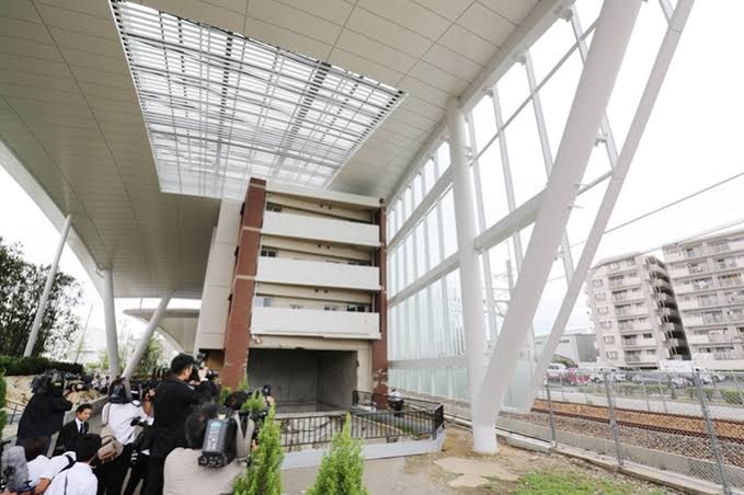 祈りの杜 福知山線列車事故現場